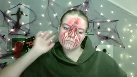 Nana online show from October 28, 9:15 am