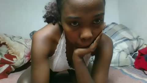 Snapshot of nanah0520 chatting on October 5, 6:24 pm Nanah0520 online show from October 5, 6:24 pm
