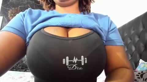 nancy_ebony_ online show from October 12, 5:15 pm