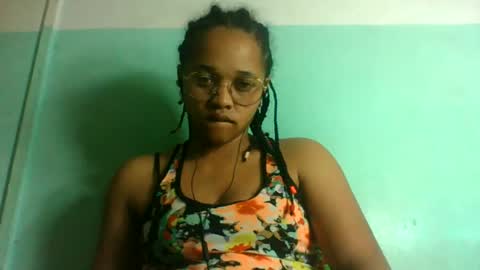 nandrianina416143 online show from July 1, 1:32 pm