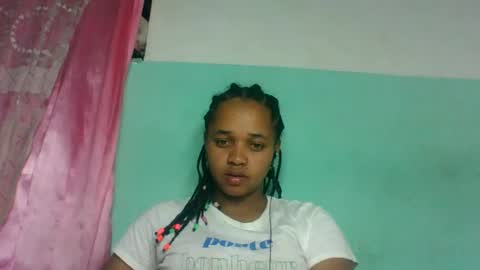 nandrianina416143 online show from June 28, 6:20 am
