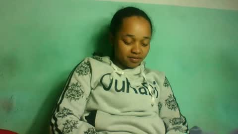 nandrianina416143 online show from June 21, 12:53 pm