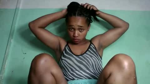 nandrianina416143 online show from February 12, 9:22 am