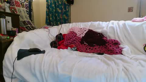 Snapshot of nannabaldur chatting on February 6, 12:33 am Nanna Baldur online show from February 6, 12:33 am