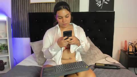 Snapshot of nanny_cute chatting on September 14, 3:15 am NANY online show from September 14, 3:15 am