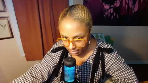 Naomigiirl6 online show from February 6, 1:43 pm