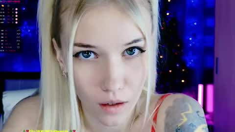 naomihita online show from January 11, 11:48 am