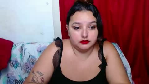 Snapshot of naomiquiin chatting on September 23, 11:30 am naomiquiin online show from September 23, 11:30 am