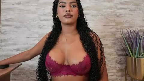 Naomi     online show from July 29, 4:23 am