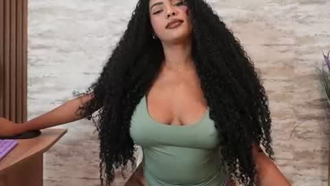 Naomi     online show from July 24, 4:54 am