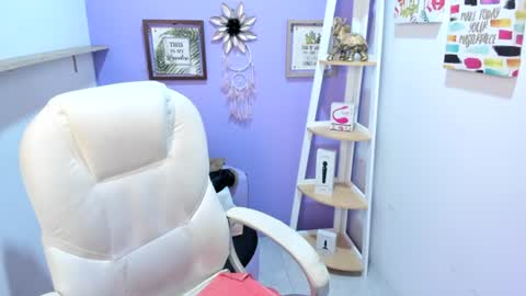 Naomy Stanley online show from July 10, 7:42 am