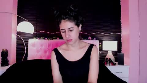 Maira online show from July 8, 8:22 pm
