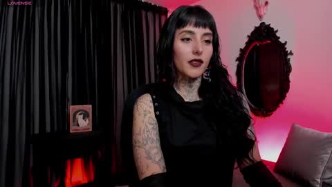 Goddess Alice online show from December 19, 7:11 am