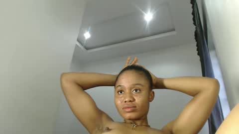 ella online show from November 5, 7:57 am