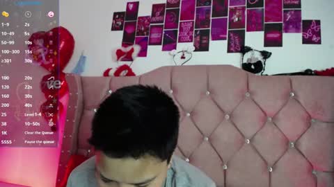 nat_evans8 online show from June 18, 2:13 am