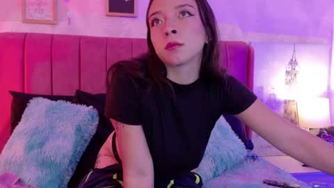 Natacha black online show from June 16, 9:16 pm