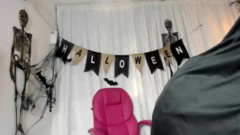 NATALI KIDMAN online show from November 1, 1:04 pm