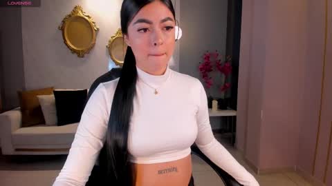 Snapshot of nataliagaret chatting on October 11, 3:33 am Nata online show from October 11, 3:33 am