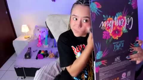 Nataliua Henao online show from July 30, 8:21 pm