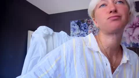 Natalie online show from August 2, 7:11 am