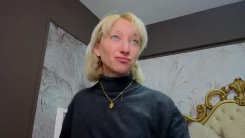 Natalie online show from April 28, 5:00 am