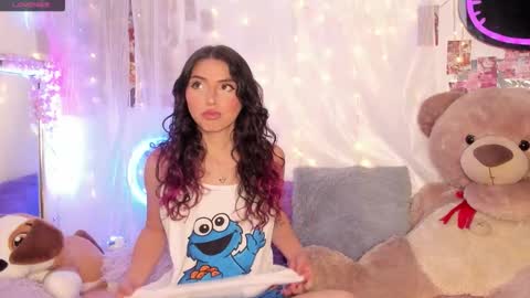       online show from February 22, 10:10 pm