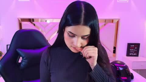 natalie  online show from July 17, 8:23 pm