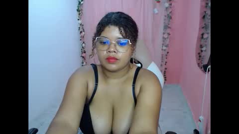 natalielabellex1 online show from October 10, 7:19 pm