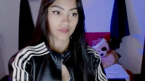 Nataly Escobar online show from February 26, 11:54 am