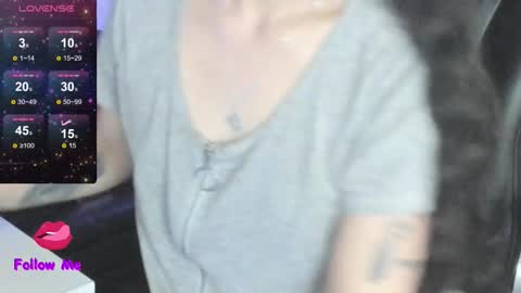 Snapshot of natasha__logan chatting on October 7, 6:29 am Natasha online show from October 7, 6:29 am