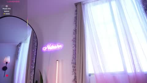 Natasha Sccott online show from February 2, 7:13 pm