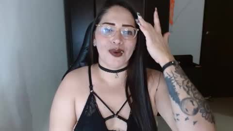 Snapshot of natashasmithe chatting on October 17, 1:31 am Natasha Smithe online show from October 17, 1:31 am