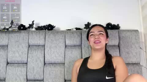 nath_velvet online show from March 17, 12:53 pm