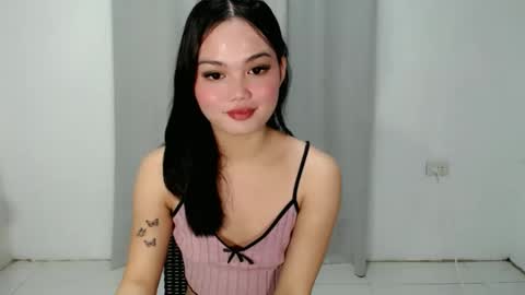 nathalie online show from September 18, 6:17 pm