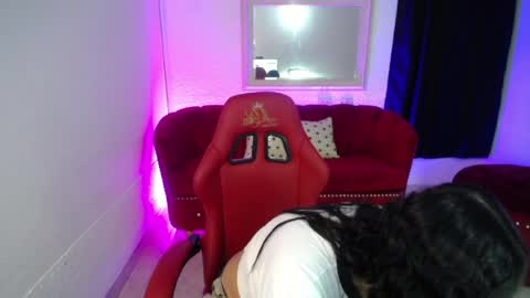 nathaly low online show from August 3, 12:22 pm