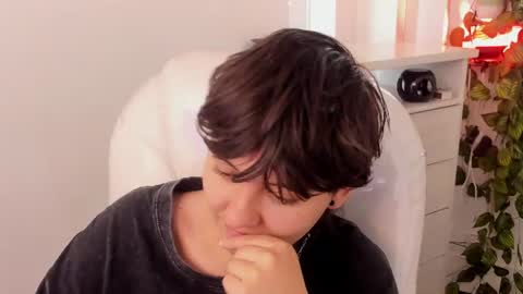 nathalyy_ds online show from June 14, 7:47 pm