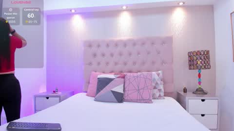 NattyQueen  online show from March 5, 1:51 pm