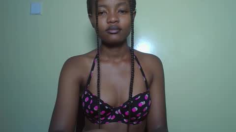 naughty_aura online show from January 16, 2:40 am