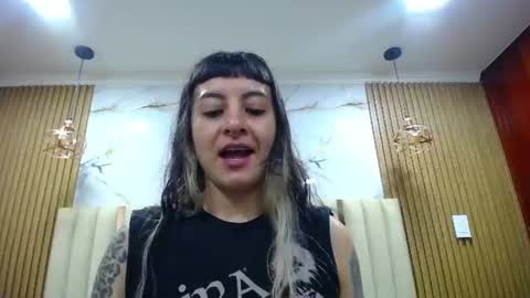 Kitten online show from June 16, 11:33 am