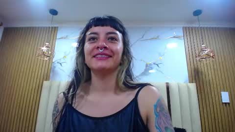 Kitten online show from June 24, 11:31 am