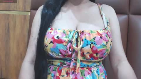 riya online show from August 4, 5:30 pm