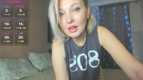 Snapshot of naughty_milena chatting on January 23, 9:07 pm Milena online show from January 23, 9:07 pm
