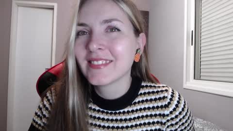 Snapshot of naughty_popa chatting on January 3, 2:54 am Ann online show from January 3, 2:54 am