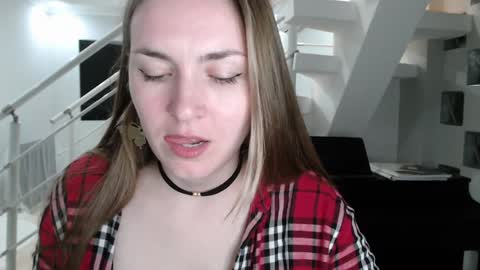 Snapshot of naughty_popa chatting on February 4, 3:11 am Ann online show from February 4, 3:11 am