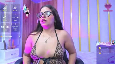 Stefany online show from May 3, 3:10 am