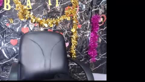 Snapshot of naughty_xxbunny chatting on January 23, 12:52 pm beauty online show from January 23, 12:52 pm