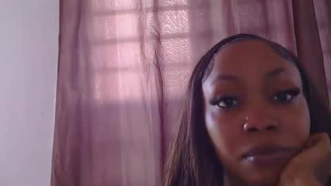 naughtybunny7 online show from May 7, 1:15 pm