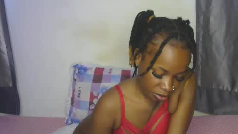 Snapshot of naughtyie chatting on October 16, 6:16 am naughtyie online show from October 16, 6:16 am