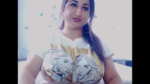 Snapshot of naughtymaya4you chatting on September 19, 10:03 am naughtymaya4you online show from September 19, 10:03 am