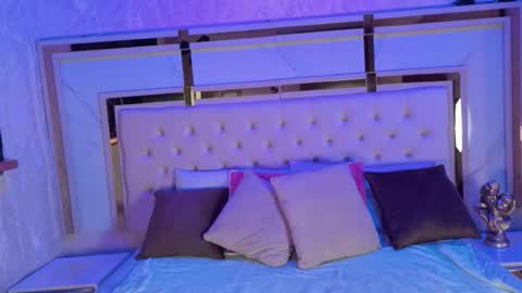    online show from March 6, 3:12 am